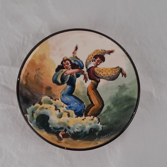 Vintage Signed Spanish Dancers Hanging Plate/Trinket Dish - 7" - Picture 1 of 5